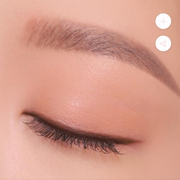 🦅SOLD🦅 Touch in Sol Pretty Filter Eyeshadow - Picture 2 of 4